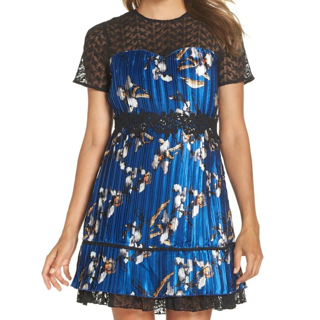 Cocktail Dresses You Can Wear to Prom